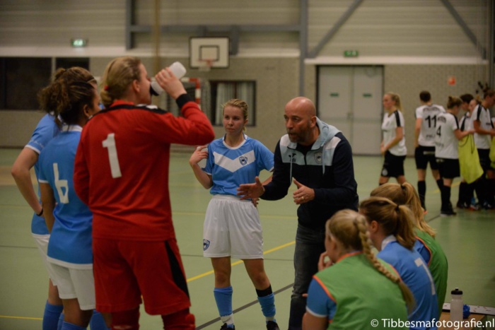 Drs. Vijfje en trainer/coach Jappie de Vries beeindigen samenwerking voortijdig